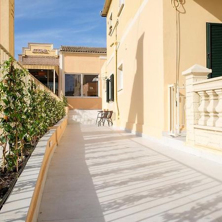 Solari Luxury Apartments Corfu Town Ngoại thất bức ảnh